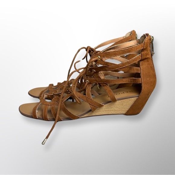 Report | Mindiee Gladiator Sandal - Picture 2 of 7